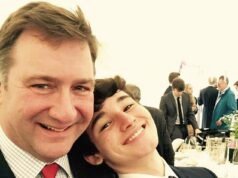 Il figlio laureato del magnate del jetwash Karcher si è sparato con una pistola ad aria compressa davanti a suo padre nella fattoria di famiglia da 1,5 milioni di sterline dopo aver lottato per trovare il primo “lavoro adeguato”, apprende l’inchiesta