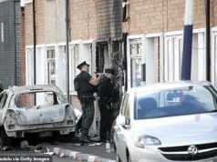 Il partito laburista innesca la disputa sulla censura dell’attacco di Belfast mentre definisce piani per una nuova repressione sui contenuti dei social media “in tempi di crisi”