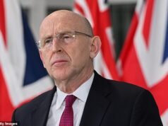 COMMENTO DAILY MAIL: Trucchetto difensivo di Spineless Starmer