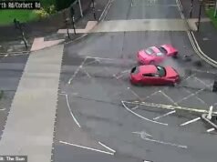 L’unica Ferrari rosa della Gran Bretagna da 120.000 sterline di proprietà di una donna “ossessionata da Barbie” viene fatta volare dopo essere stata investita da un’auto all’incrocio