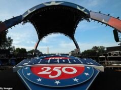 Problema “estremo” sul punto di ROVINARE lo spettacolare combattimento in gabbia di Trump per il compleanno della UFC sul prato della Casa Bianca prima che venga sferrato un pugno