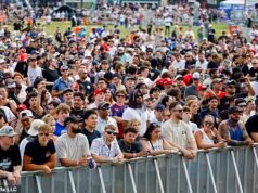 La resa dei conti UFC della Casa Bianca “è RITARDATA” poiché i temporali prevedono di devastare lo stravagante compleanno di Trump… dopo che le proteste contro il presidente sono scoppiate fuori dall’evento
