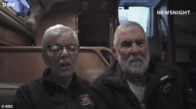 109397997-15907261-Jane_Kelvey_68_and_her_husband_Alan_70_insist_they_did_nothing_w-a-1_1781694830380.jpg
