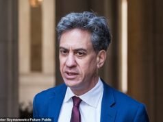 Keir Starmer si prepara alle dimissioni di Ed Miliband LA PROSSIMA SETTIMANA come parte del colpo di stato di governo se il Primo Ministro si rifiuta di far posto all’incoronazione di Burnham