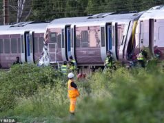 La furia dei sopravvissuti nei confronti dell’invecchiamento della rete ferroviaria mentre i guasti tecnici sono accusati dell’incidente ferroviario di Bedford che ha ucciso il conducente e ferito gravemente 33