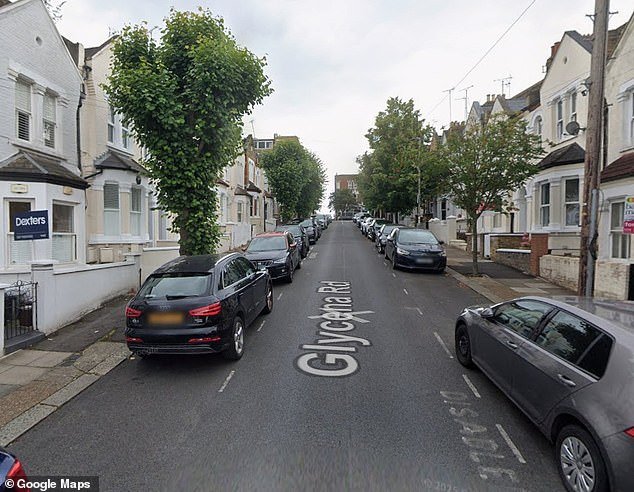 109489127-15917783-Police_have_launched_a_murder_investigation_after_a_17_year_old_-a-5_1782067733755.jpg