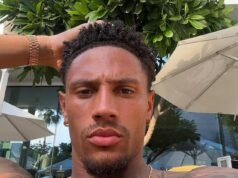 I tifosi della Coppa del Mondo definiscono il portiere Maduka Okoye il calciatore più sexy del pianeta, anche se non gioca nel torneo