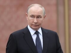 Il paranoico Putin ritira le difese aeree dalla prima linea e le sposta a Mosca dopo un’ondata di umilianti attacchi di droni ucraini