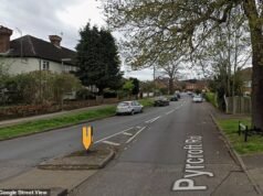 Un francese è accusato di stupro e omicidio dopo che una bambina di due anni è stata trovata morta in una casa nel Surrey