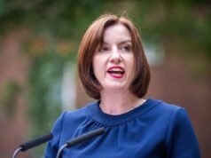 La famiglia della guerriera di classe Bridget Phillipson ha realizzato un profitto del 900% sulla casa popolare mentre Kemi Badenoch attacca la politica dell’invidia del ministro dell’Istruzione