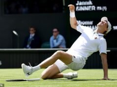 Sangue, sudore e paura! Il numero 1 del mondo insanguinato Jannik Sinner riesce a superare uno spavento in cinque set a Wimbledon al primo turno, mentre Novak Djokovic sopravvive a uno spavento sul campo centrale