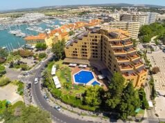 Turista britannico, 27 anni, viene trovato morto nella piscina di una casa vacanza in Portogallo