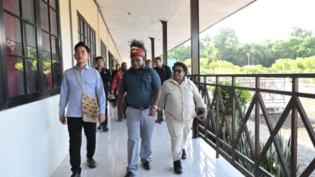 1782078864_6a378385e984c-dampingi-gibran-ke-papua-barat-ribka-haluk-sebut-hilirisasi-kakao-jadi-bukti-nyata-dana-otsus-berdampak_gemini_1265_711.jpg