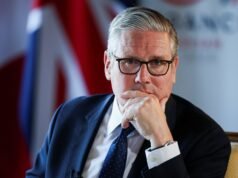 ‘Nessun senso dell’orientamento’: la caduta del dignitoso ma disprezzato Keir Starmer