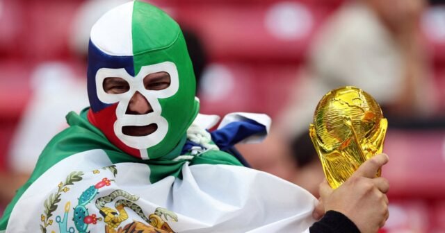 2026-06-12T015913Z_1139645475_UP1EM6C03UG30_RTRMADP_3_SOCCER-WORLDCUP-KOR-CZE-1-1781763222_98279b-1781766992.jpg