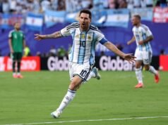 La tripletta di Messi regala ai detentori dell’Argentina la vittoria sull’Algeria ai Mondiali