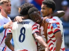 Gli Stati Uniti hanno battuto l’Australia 2-0 e si sono aggiudicati un posto a eliminazione diretta ai Mondiali