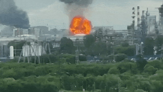 28fbe0172cd030be91d50003801e7ddfe2e8c8b2433958ec149e0ce3f4ab3ee8.gif
