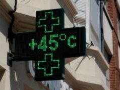 Il caldo estremo provoca un’interruzione di corrente di massa in Francia, colpite 68.000 case