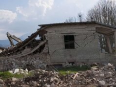 L’ufficio del reggente di Sigi è stato danneggiato dal terremoto di magnitudo 6.7 che ha scosso il Sulawesi centrale