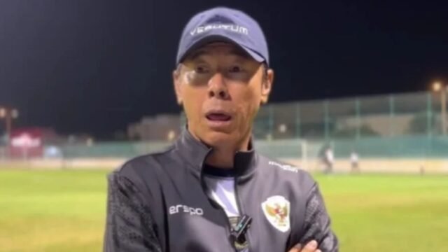67062f8bea789-pelatih-timnas-indonesia-shin-tae-yong-sty-kaget_1265_711.jpg