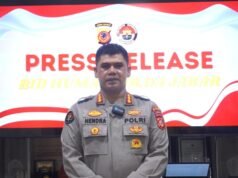 La polizia rivela la deplorevole condizione di una donna vittima di essere confinata per 3 anni accanto al suo amante a Bandung e di essere affetta da cecità