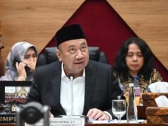 DPR chiede che il discorso in lingua francese sia incluso nel curriculum educativo indonesiano per essere nuovamente rivisto