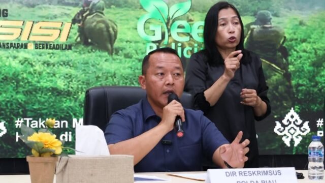 6a2ab70629e50-direktur-reserse-kriminal-khusus-polda-riau-komisaris-besar-polisi-ade-kuncoro_gemini_1265_711.jpg