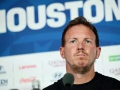 Julian Nagelsmann rifiuta di dimettersi dopo l’eliminazione della nazionale tedesca dai Mondiali 2026 contro il Paraguay