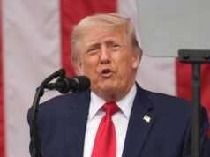 Trump afferma che l’Iran ha abbattuto un elicottero Apache americano e promette di reagire