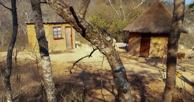 A-climate-migrants-homestead-in-Zimbabwes-Eastern-Highlands-Photo-by-Andrew-Mambondiyani-1781180981.jpg
