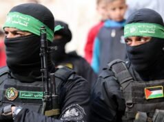 Hamas dice che non consegnerà le armi ma solo la polizia porterà armi a Gaza