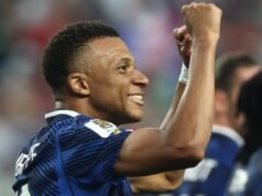 Mbappe guida la Francia alla vittoria sull’Iraq in una partita di Coppa del Mondo ritardata in un lampo