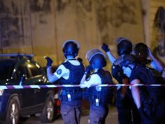 La polizia cerca il sospetto dopo tre feriti nell’esplosione di Monaco