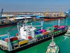 Attacchi con droni e missili prendono di mira navi mercantili vicino all’Iraq