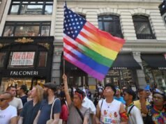 Il repubblicano dice che “l’omosessualità non ha posto” in America