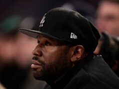 Floyd Mayweather rischia l’accusa di furto per aver utilizzato un assegno scoperto per acquistare un orologio