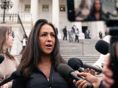 GUARDA: La breve risposta della deputata Lauren Boebert alle accuse di sesso con il deputato Thomas Massie: “Fanculo a te, prima di tutto”