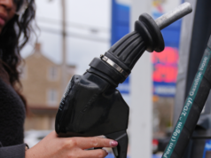 I rivenditori di benzina devono tagliare i prezzi “immediatamente!” per il popolo americano o “Grandi problemi ci attendono”