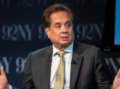 La campagna di George Conway spende 5,7 milioni di dollari e riceve solo 6.177 voti