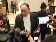 La Cina blocca il capo della difesa delle Filippine mentre il Mar Cinese Meridionale continua a navigare