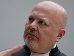 L’Ordine degli avvocati britannico sospende il procuratore della CPI che aveva preso di mira Netanyahu nell’ambito di un’indagine per cattiva condotta sessuale