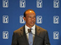 Tiger Woods fa la prima apparizione pubblica dopo l’arresto per guida in stato di ebbrezza