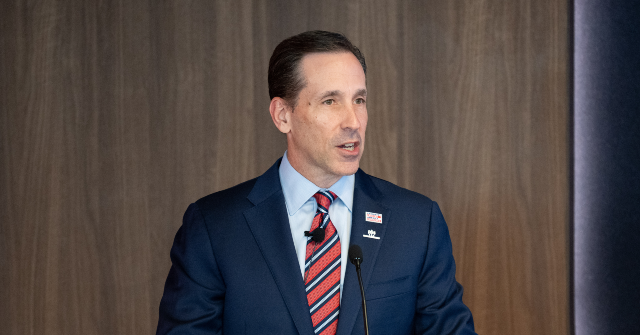 Chris-Jahn-podium-640x335.png