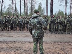 Il ministro degli Esteri finlandese afferma che l’Ucraina “ha in mano le carte” mentre la Russia segnala i colloqui