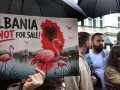 Il governo albanese accusa l’Iran di alimentare la “rivoluzione dei fenicotteri” contro il resort Kushner
