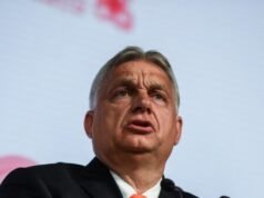 Il Parlamento ungherese approva la legge che vieta a Orbán di tornare al potere