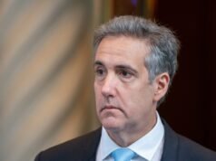 Trump amplifica il post di Cohen sull’arma del governo nonostante la spaccatura
