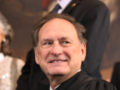 NPR ritratta la falsa storia secondo cui il giudice Alito sarebbe andato in pensione: “Pubblicato erroneamente”