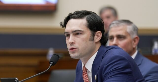 GettyImages-2257617766-640x335.jpg